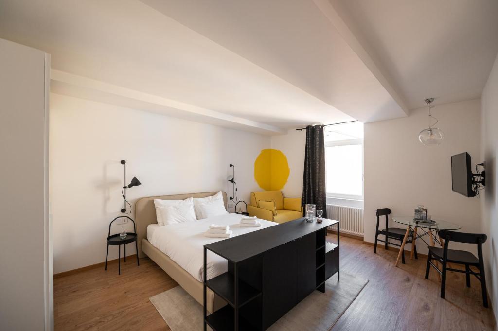 Postel nebo postele na pokoji v ubytování Guesthouse diWINE