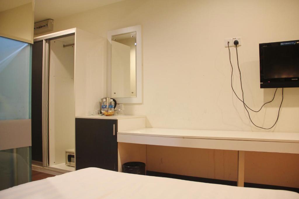 TV a/nebo společenská místnost v ubytování Prince Hotel