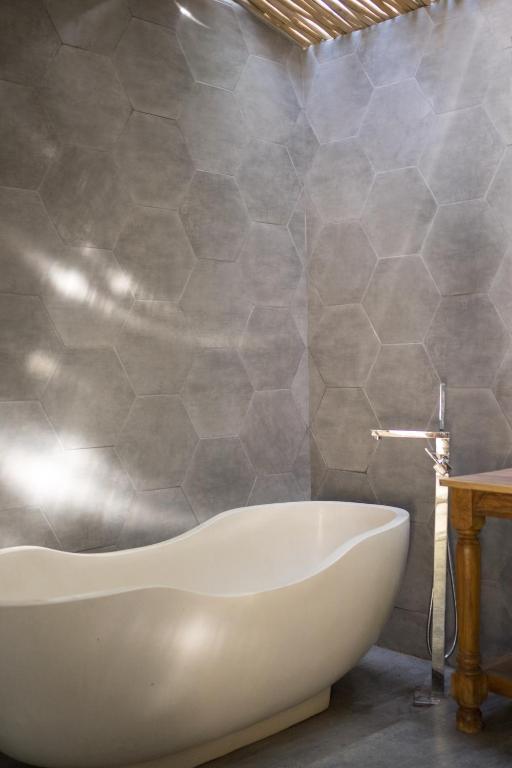 Koupelna v ubytování Nagara Boutique Hotel
