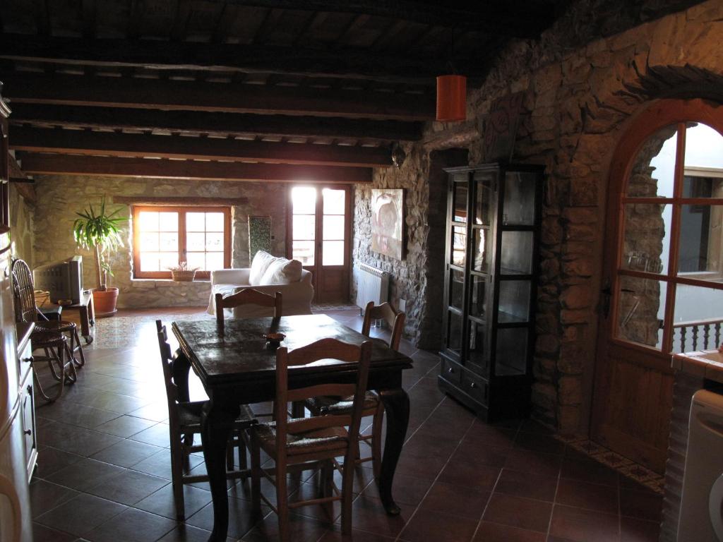 Restaurace v ubytování L'Esgolfa de ca l'Ortís