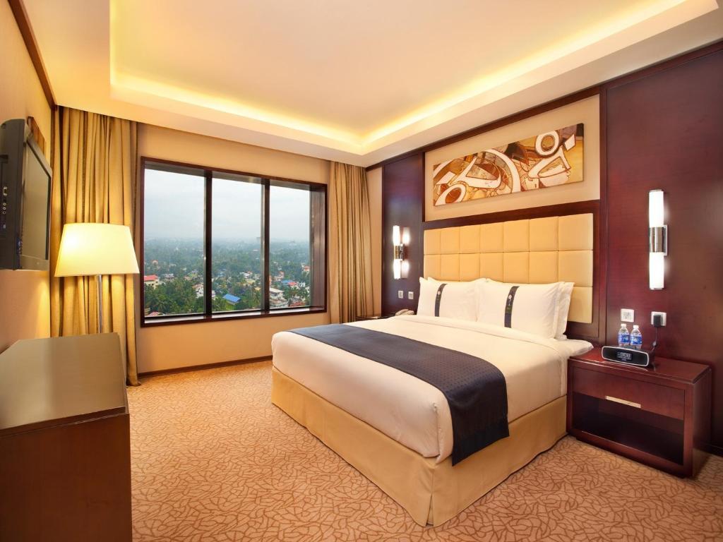 Holiday Inn Cochin: Ultimate Guide to Luxurious Stays Holiday Inn Cochin: Ultimate Guide to Luxurious Stays