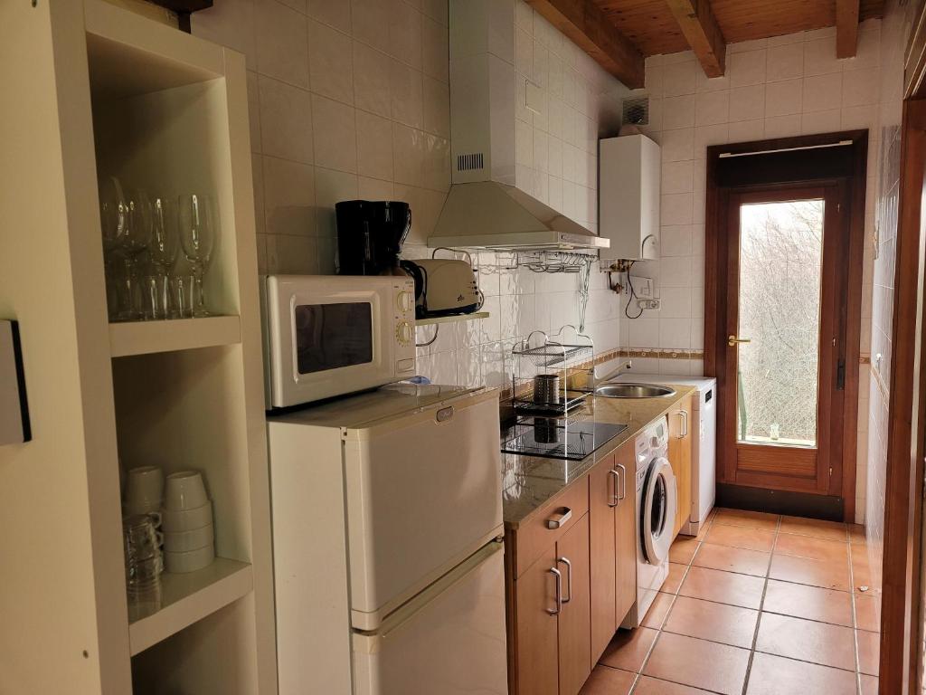 Kuchyň nebo kuchyňský kout v ubytování El Relax de Sanabria