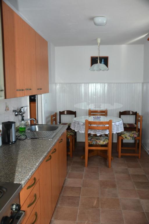 Hiša v Travniku - Casa De Dos Dormitorios