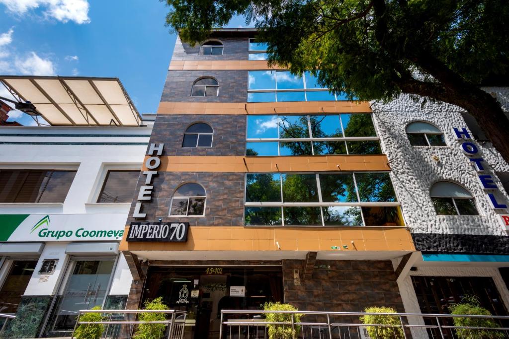 Budova, kde se hotel nachází