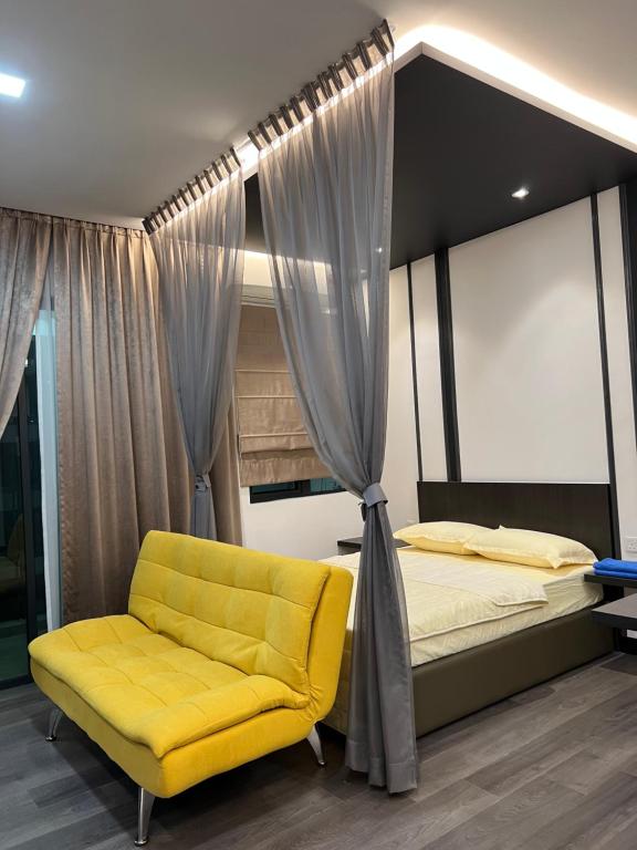 Posteľ alebo postele v izbe v ubytovaní Vista Bangi Soho UKM MRT Jalan Reko Perhentian Kajang As Home