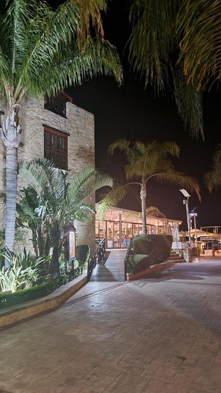 Giardino di Y & P LATCHI HOTEL