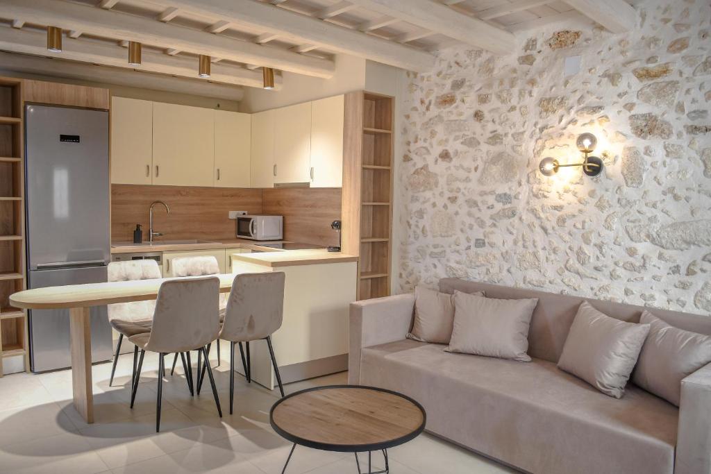 Gallery image of Philikon Luxury Suites in Rethymno Town