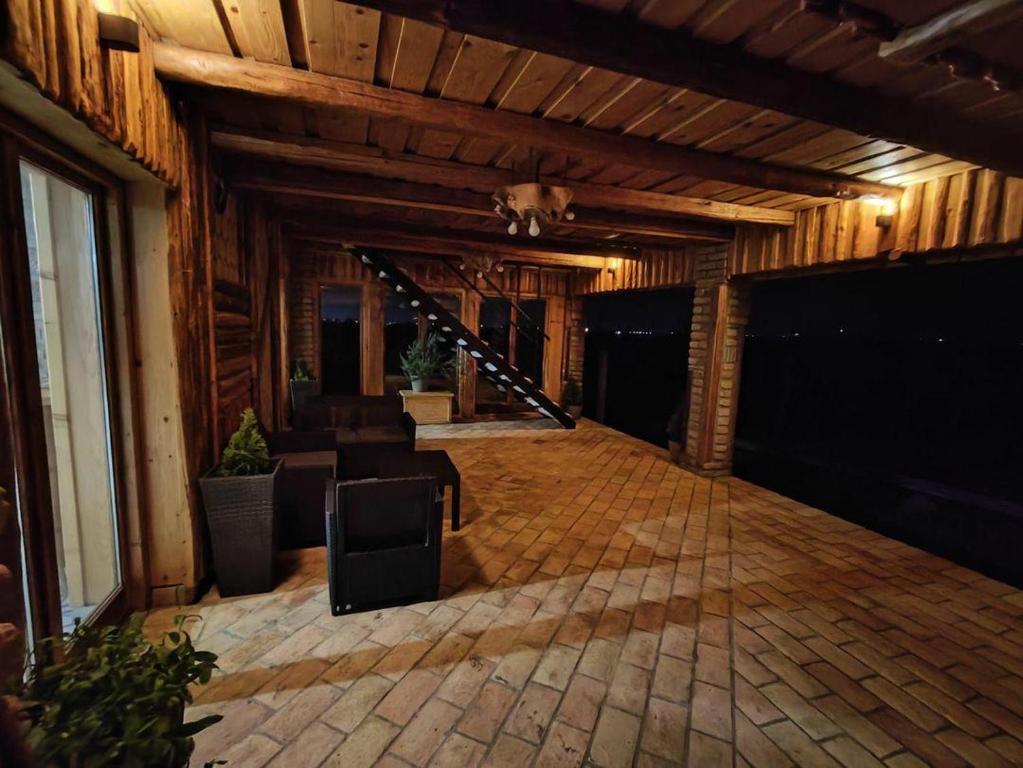 Holiday House