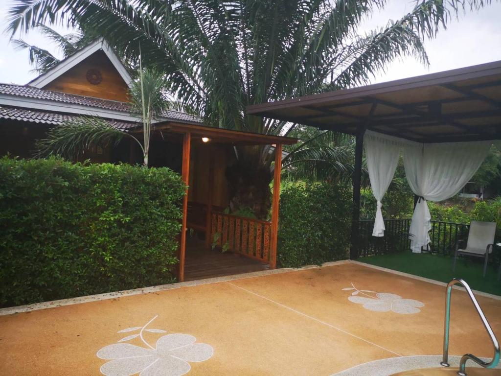 Baannai Lake View Resort - 19