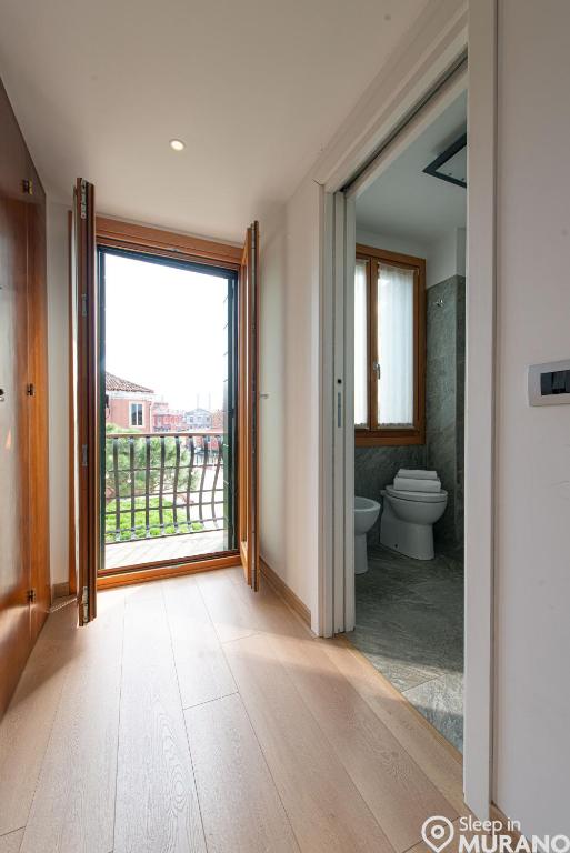 Fotografie z fotogalerie ubytování The VIEW Apartment, MURANO island v destinaci Murano