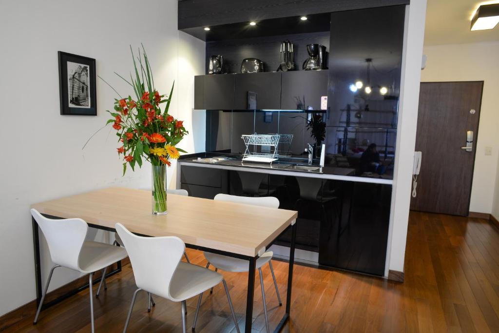 IQ Callao By Recoleta Apartments - 