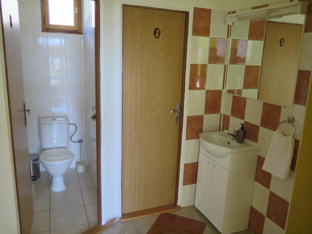 Koupelna v ubytování Villa Vraji