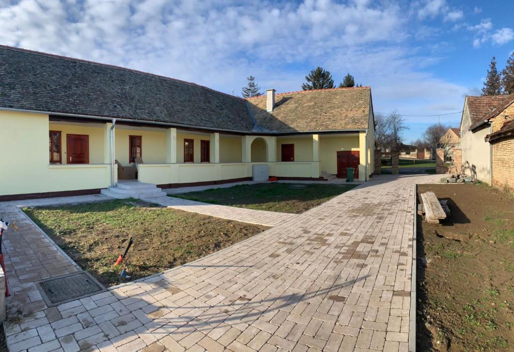 Budova, v ktorej sa vila nachádza
