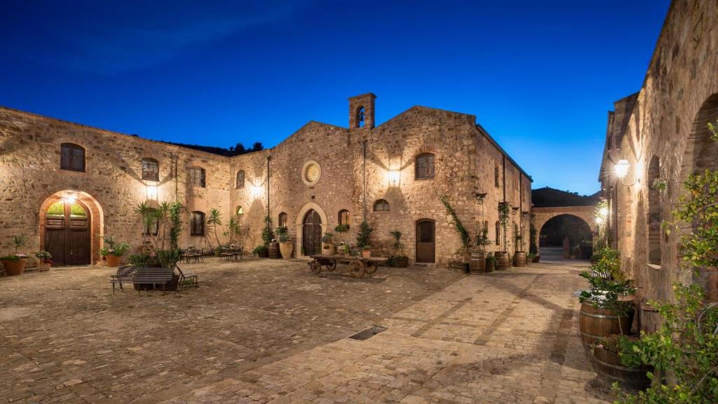 Fotografia z galérie ubytovania Relais Abbazia Santa Anastasia Resort & Winery v destinácii Castelbuono