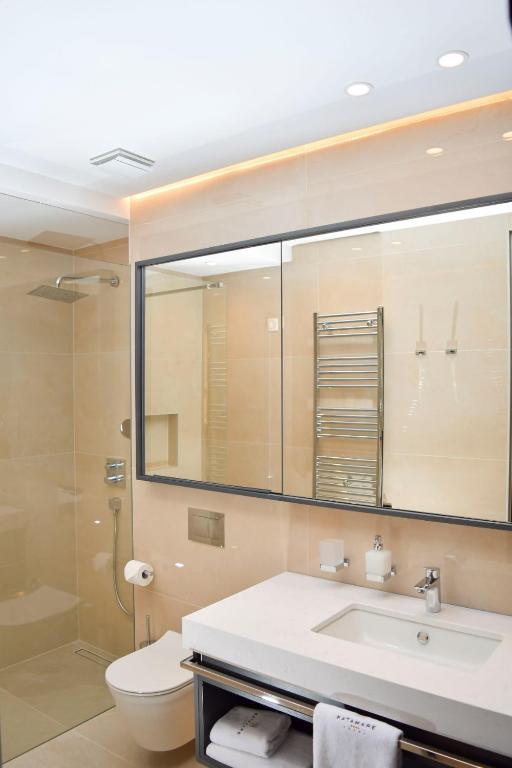 Koupelna v ubytování Katamare Hotel