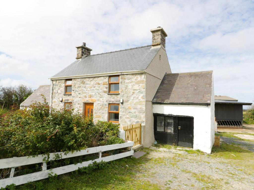 Gallery image of Ty Rhos, Farm Stay, sleeps 4, Rhoshirwaun 2 miles from Aberdaron in Aberdaron