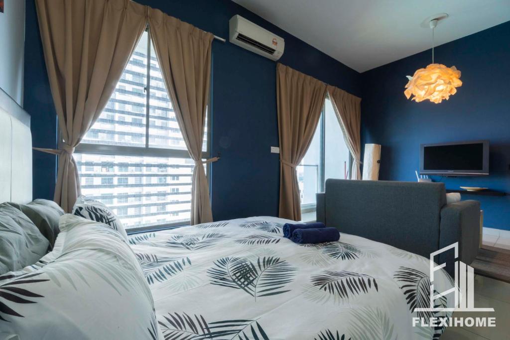 Colour-Theme Designed, Private Studio Home, Cybersquare 27B Cyberjaya, Flexihome-MY - Studio Avec Balcon