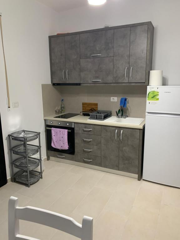 Leko’s apt 106 - Image 4