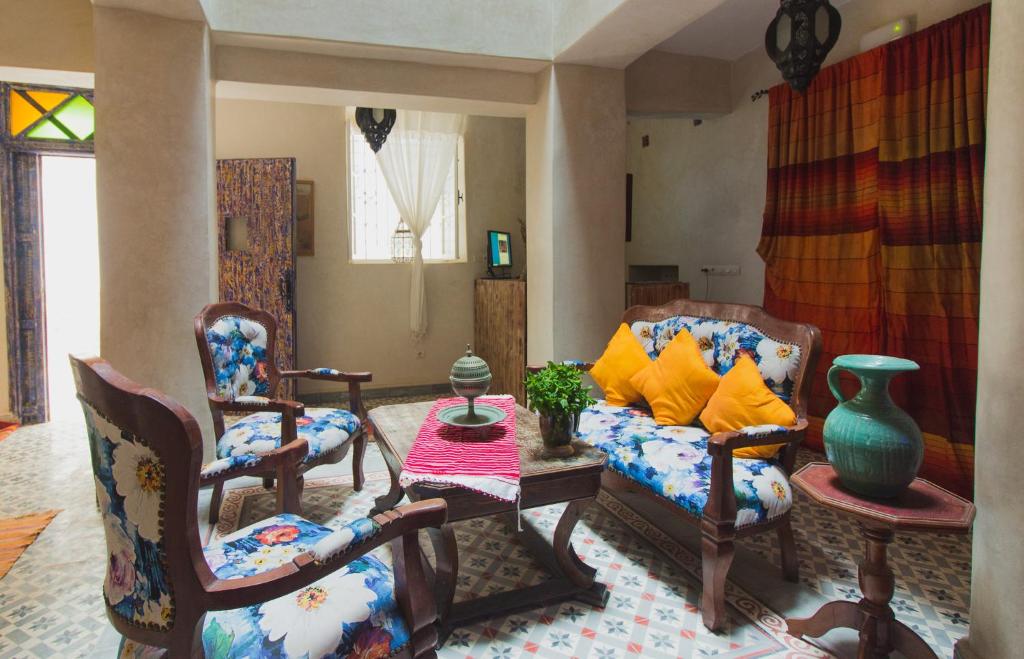 Posezení v ubytování Riad Azul