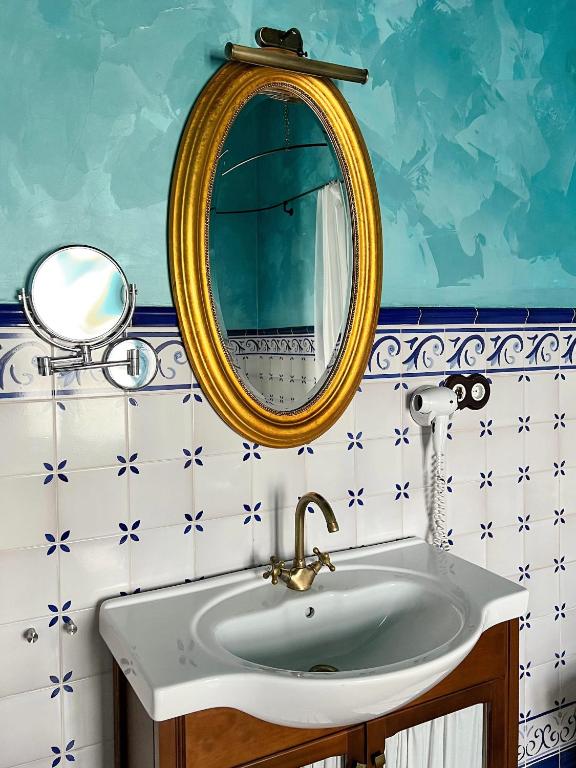 Hostal Servilia - Suite Junior