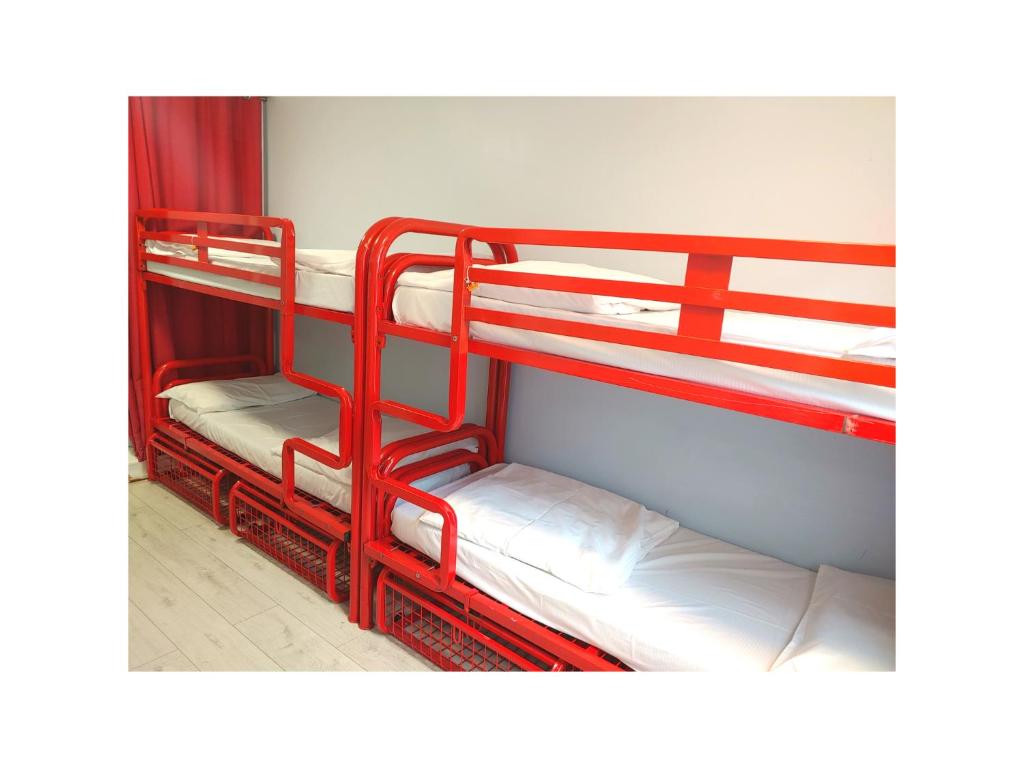 Astor Victoria Hostel photo
