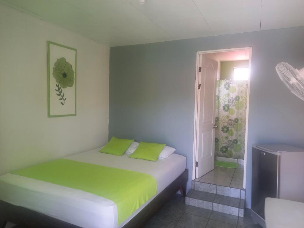 Cabinas Maritza - Standard -Triple Room