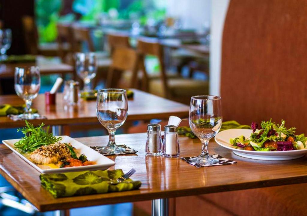 Seminyak Icon - by Karaniya Experience - CHSE certified - 6