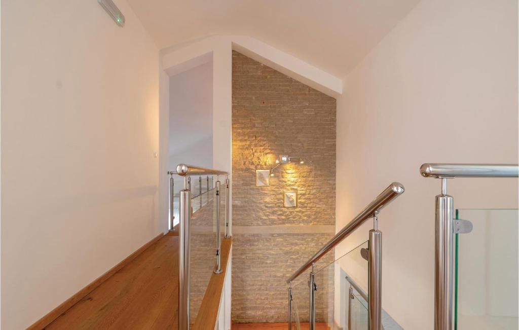 Zdjęcie z galerii obiektu Three-Bedroom Apartment In Lumbarda w mieście Lumbarda