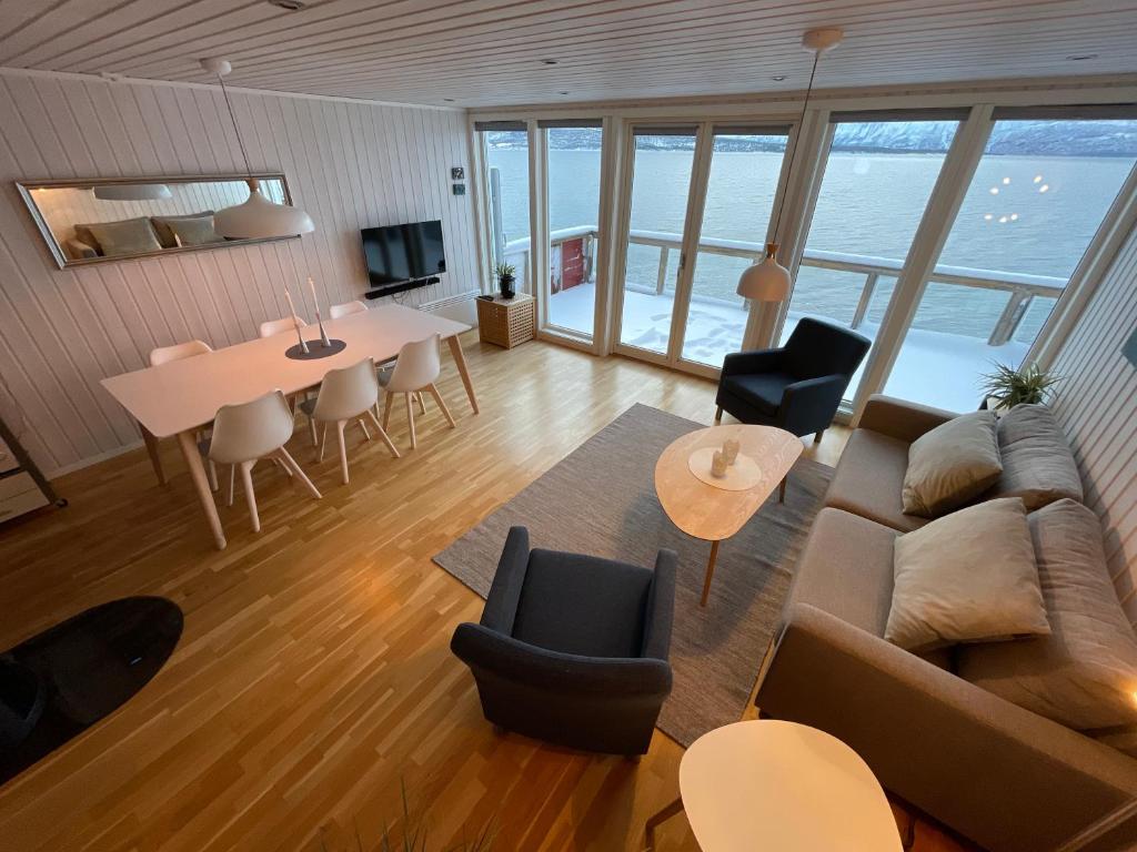 Malangen Resort - Holiday Home