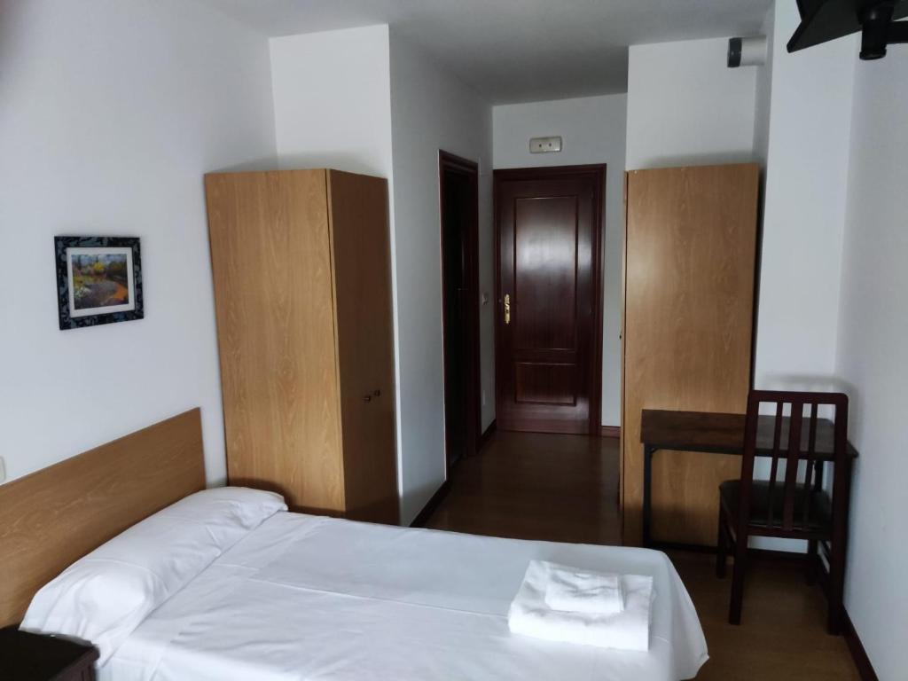 Pensión Las Matillas - Habitación Doble Con Baño Privado