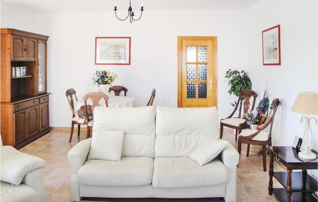 Beautiful Home In Castalla With Wifi, Outdoor Swimming Pool ...