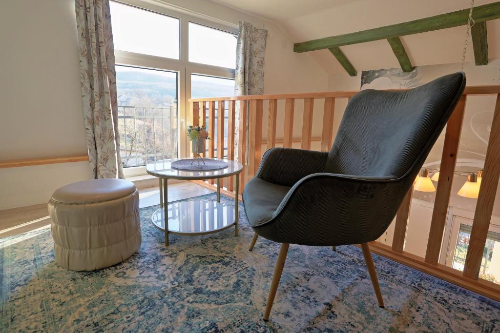 Posezení v ubytování Luxury Apartman Alex with sauna & jacuzzi in the village