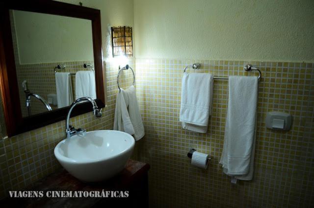 Vannituba majutusasutuses Pousada Vale do Luar
