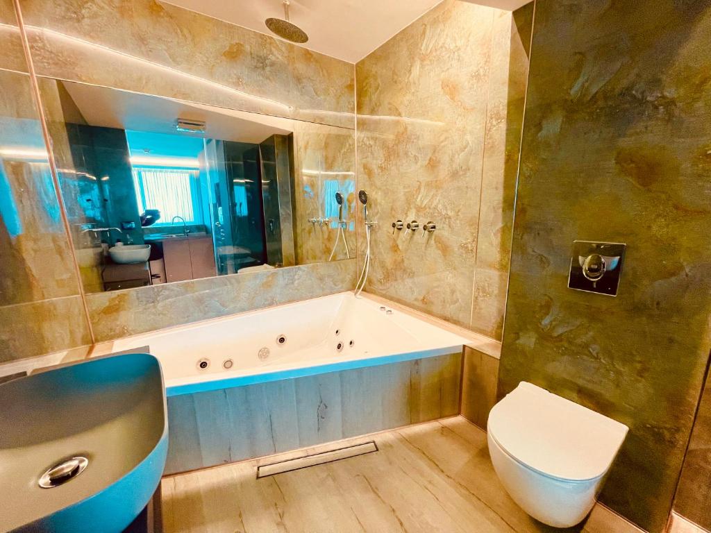 C Tower Apartments - Studio Mit Spa -Bad