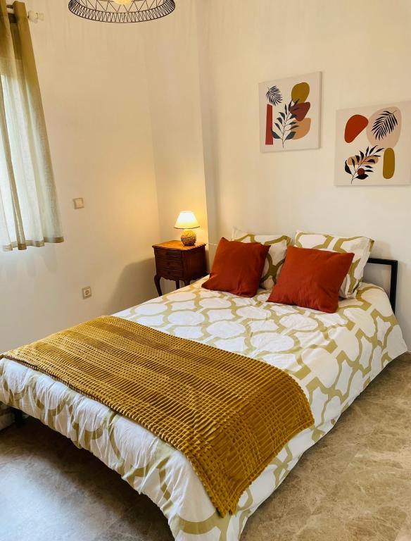 Booking.com: VILLA CASA ROAN - GOLF BONALBA ALICANTE ...