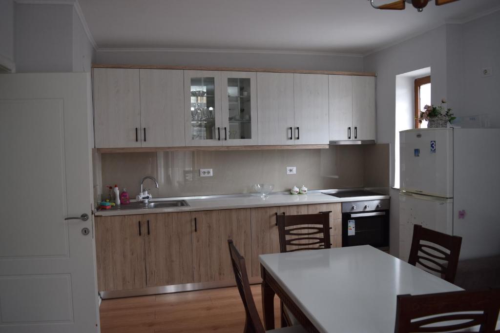 Orchidea Apartment - Image 11