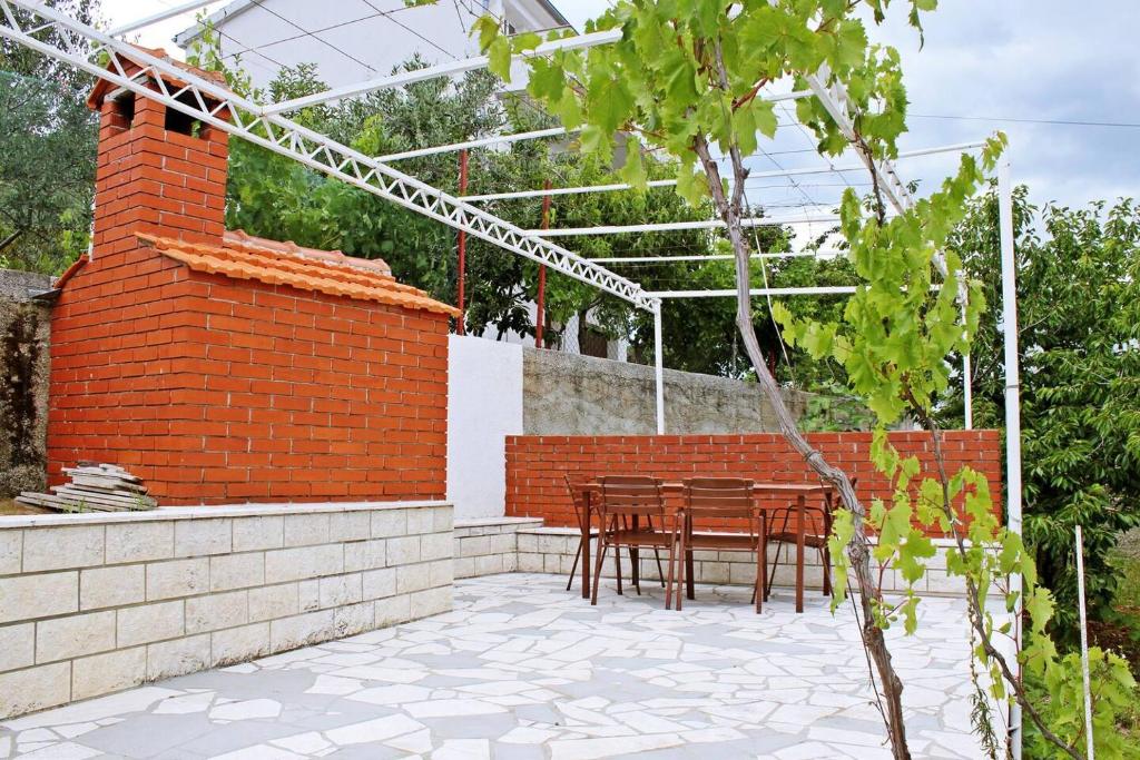 Vonkajšia záhrada v ubytovaní Villa Nena in central Dalmatia