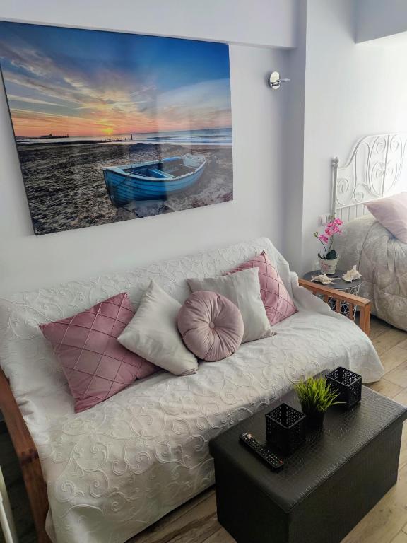 Posteľ alebo postele v izbe v ubytovaní Beach Studio Torremolinos