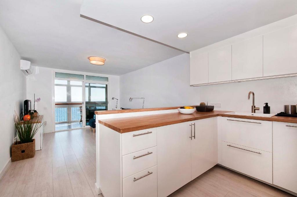 Booking.com: Apartamento Precioso piso en primera línea de ...