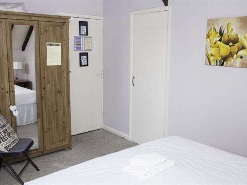 The Castle Inn Hotel - Standard Twin Room