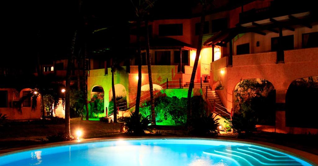 Bazén v ubytování Crystal Bay Resort nebo v jeho okolí