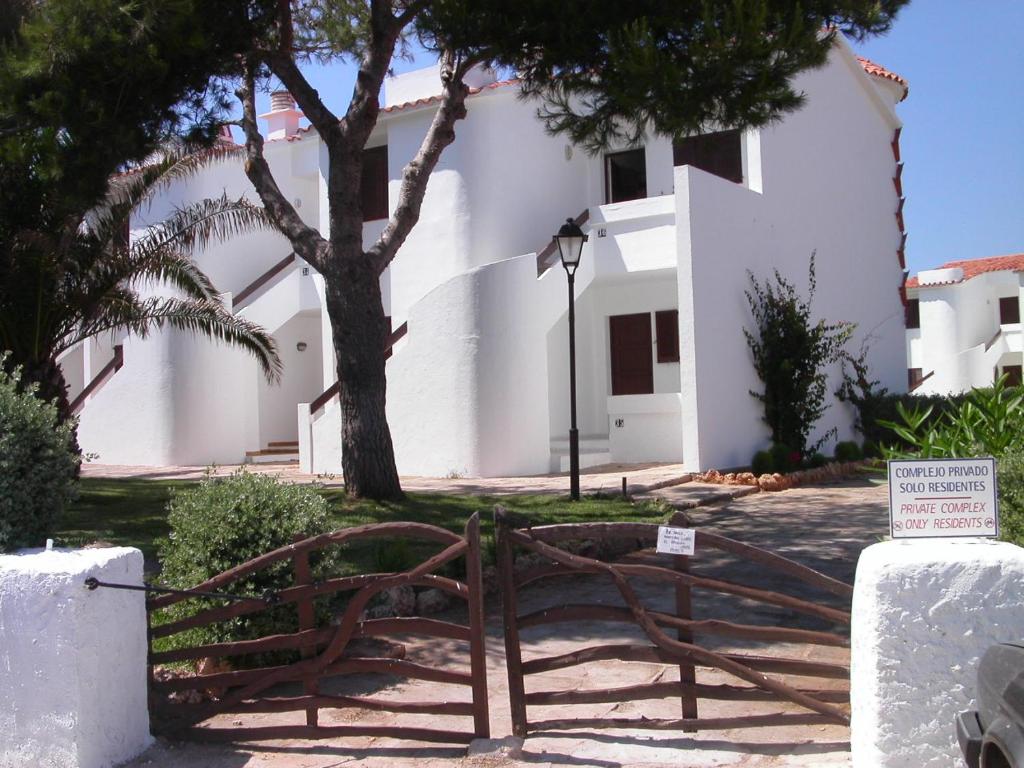 PRECIOSO APARTAMENTO AL LADO DE BONITA CALA, Ciutadella ...