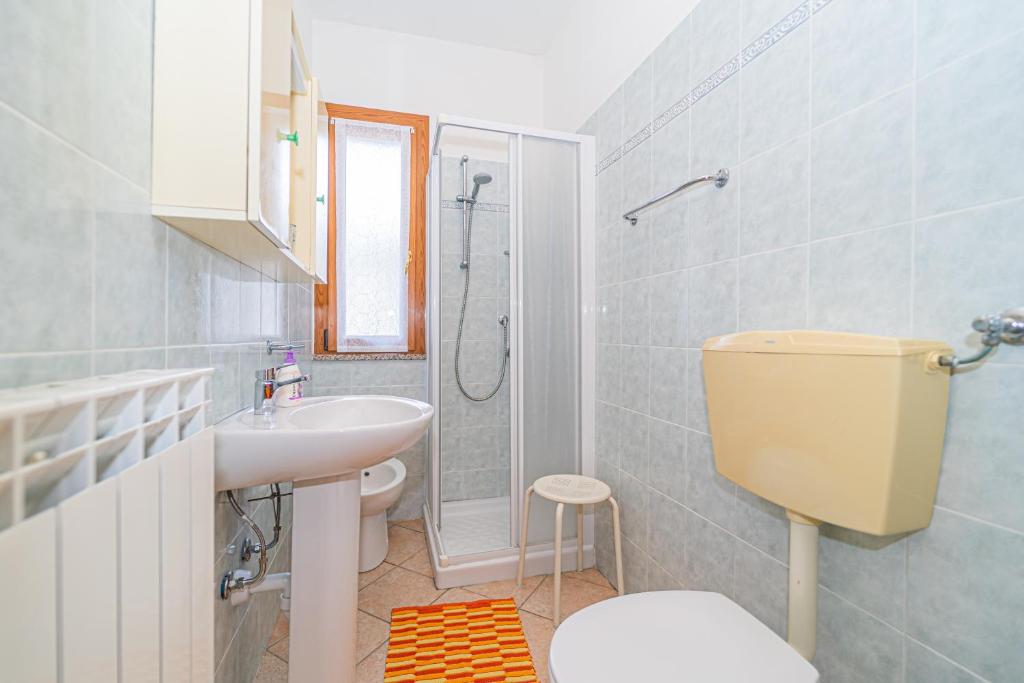 Kúpeľňa v ubytovaní Apartment in villa 2 to 3 persons with large private garden