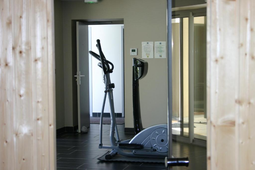 Fitness centrum a/nebo fitness zařízení v ubytování Hotel Blanc