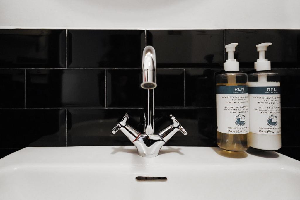 Numa Barcelona Roca - Resim 30