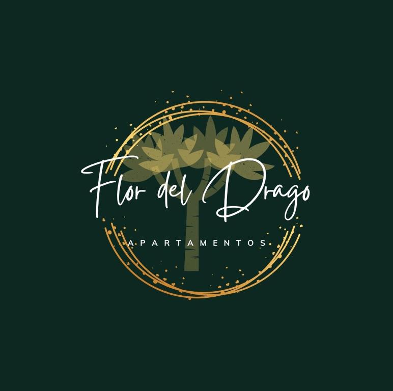 a label for a flower shop with leaves on a black background at Flor del Drago in Icod de los Vinos