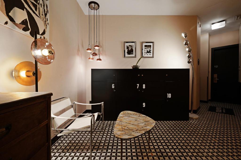 Numa Barcelona Roca - Resim 32