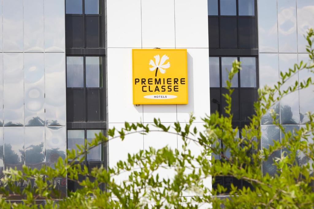 Certifikát, hodnocení, plakát nebo jiný dokument vystavený v ubytování Premiere Classe Bordeaux Ouest - Mérignac Aéroport