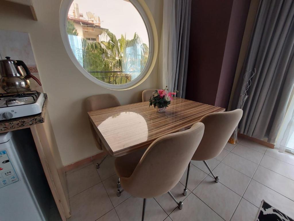 Kuchyň nebo kuchyňský kout v ubytování Summer rose hotel