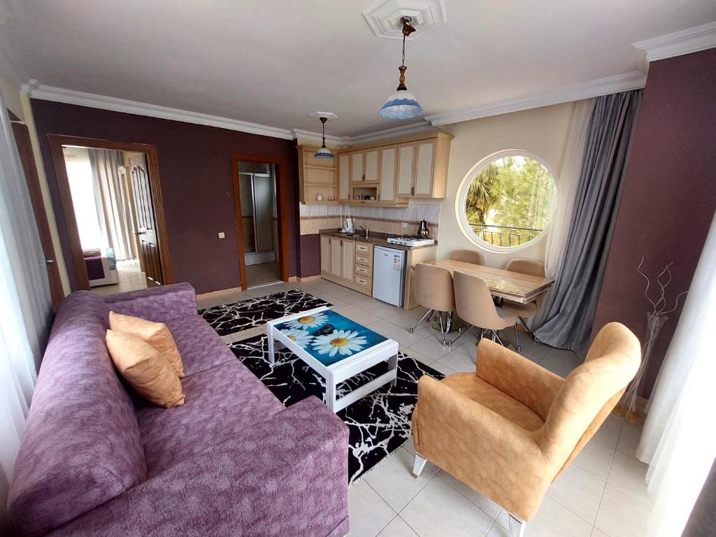 Kuchyň nebo kuchyňský kout v ubytování Summer rose hotel